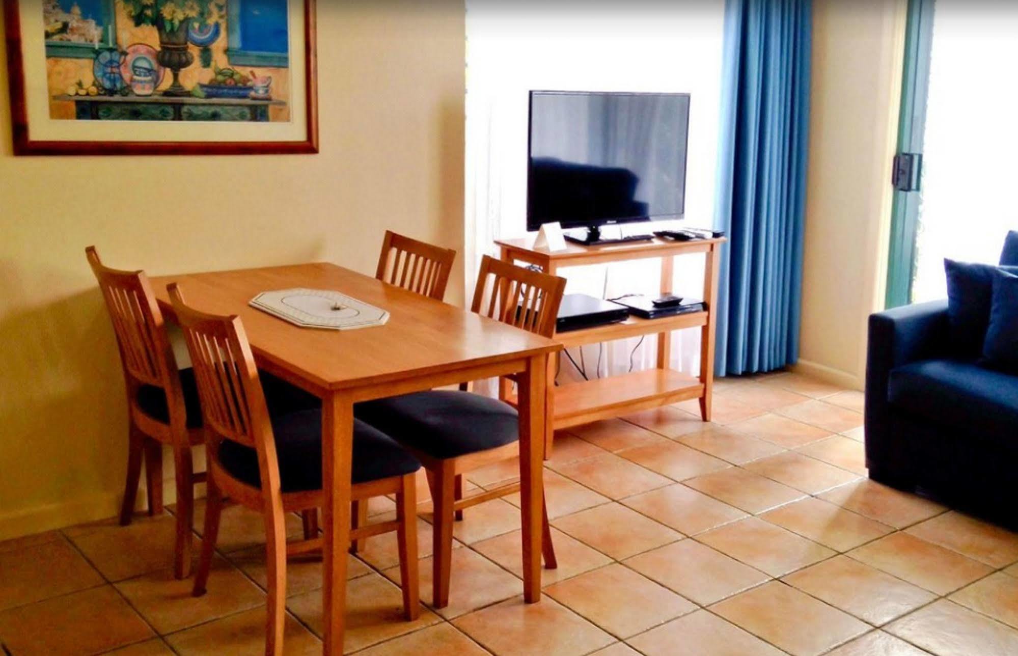 פורט מקווארי Oxley Cove Holiday Apartment מראה חיצוני תמונה